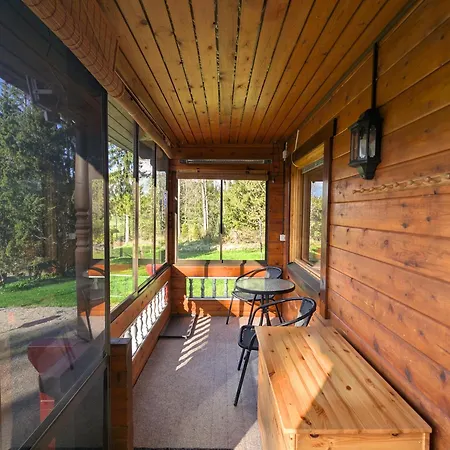 Whispering Woods Порвоо